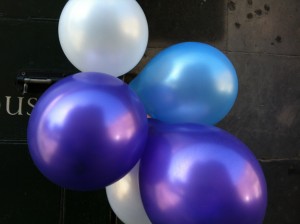 Des ballons pour le premier art club